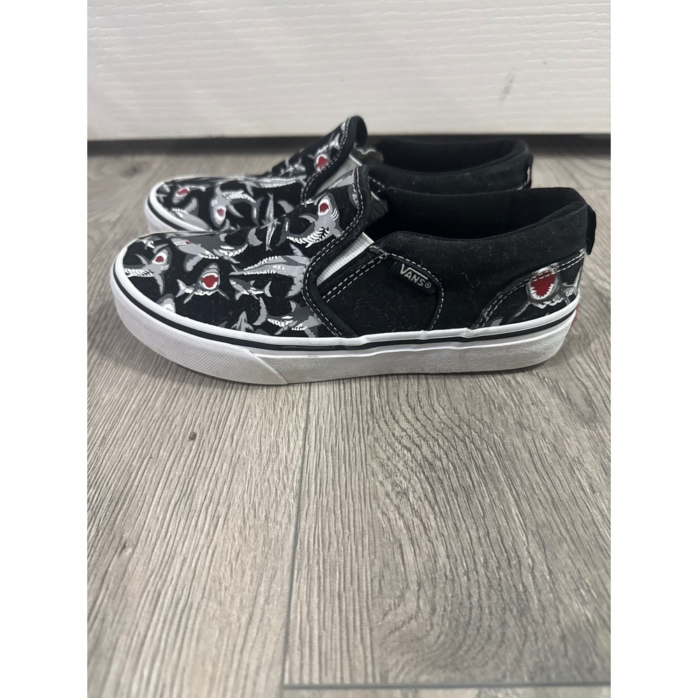 Vans Classic Slip-On Shark Bite‎ Black White Youth Size 3.0 Sneakers Shoes